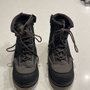 Orvis fishing wading boots men’s size 10 great condition, great reliable brand